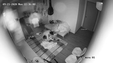 郑州清纯美女性爱调教视频流出 塞着跳蛋被男友爆操 爽到抽搐潮喷 撅臀指奸虐穴 骚得一塌糊涂！